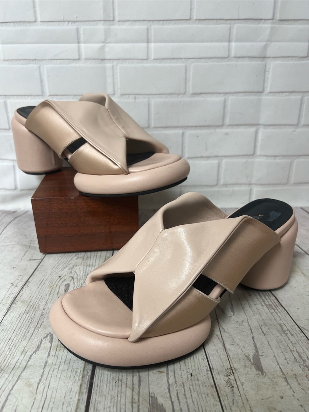 ALL BLACK Mod Collar Mule Women's Sandal Size 8 Nude Chunky Heel Blush Pink